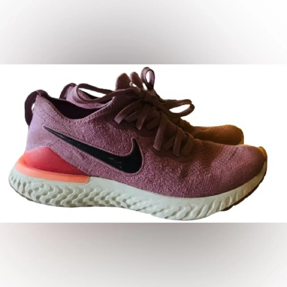 Nike Epic 2 Flyknit 2 running shoes. Used - phots depicting the wear - Picture 2 of 5